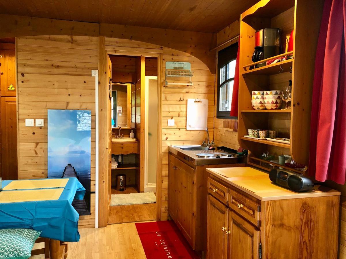 Millygite Roulotte - 4 Seasons Chalet-On-Wheels Villa Dış mekan fotoğraf